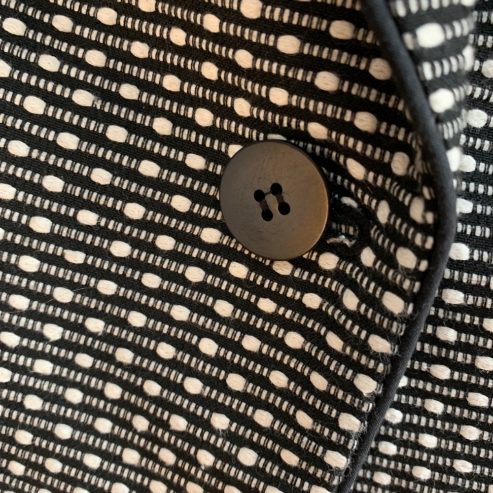Talbots‎ petites blazer. Worn once in perfect shape - Picture 4 of 5